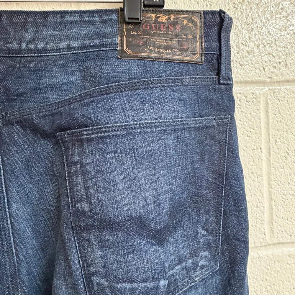 Guess Mens Lincoln Straight Denim Jeans 38x34 Wash Indigo Whiskered Classic Y2K